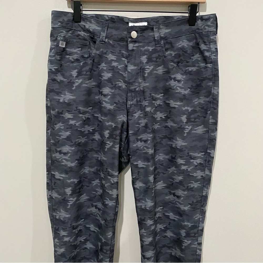 Peter Millar Eb66 Camo Performance Five-Pocket Go… - image 4